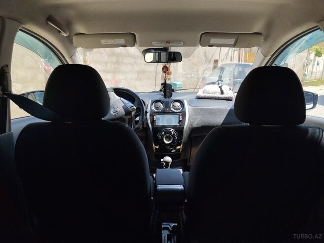 Nissan Note-5