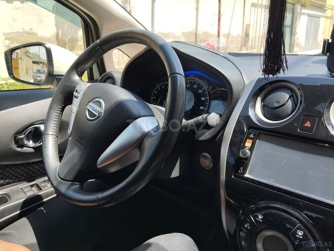 Nissan Note-4