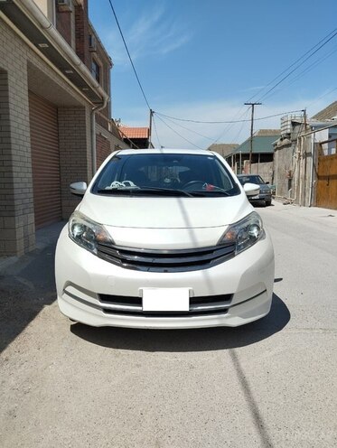 Nissan Note-6