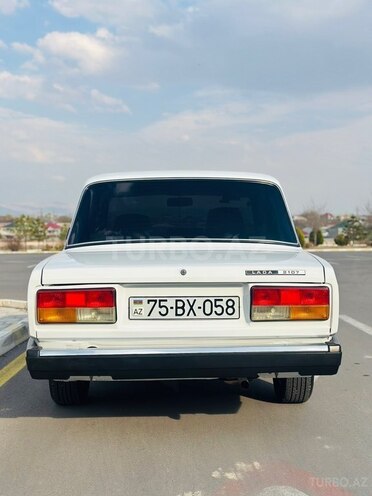 LADA (VAZ) 2107-7