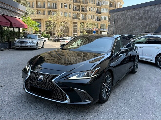 Lexus ES 300h-2