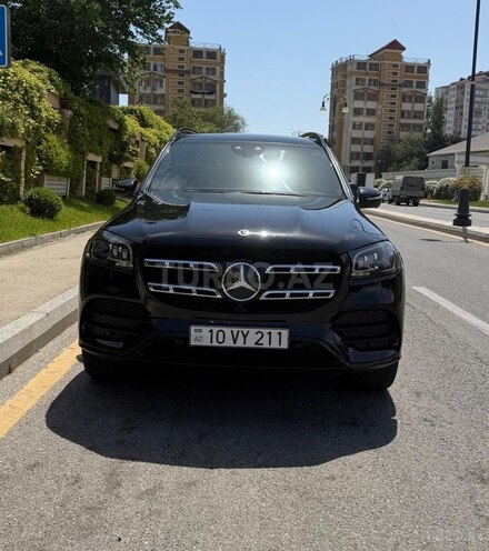Mercedes GLS 580 4MATIC-1