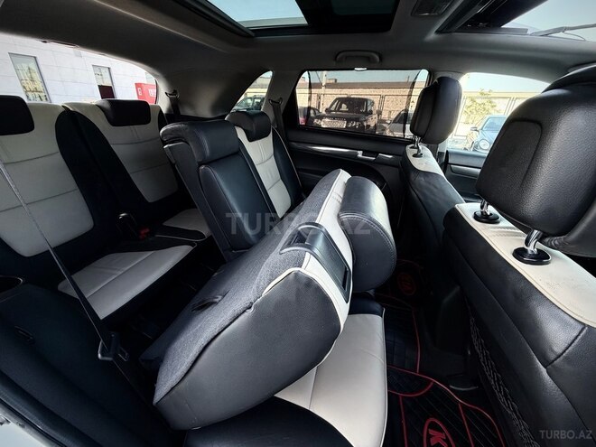 Kia Sorento-10