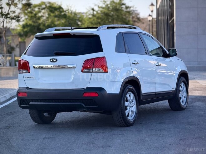 Kia Sorento-7