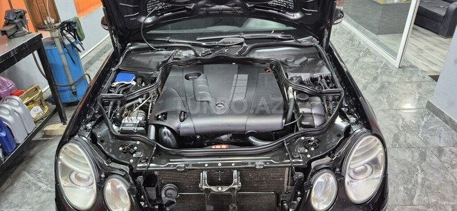 Mercedes E 220-19