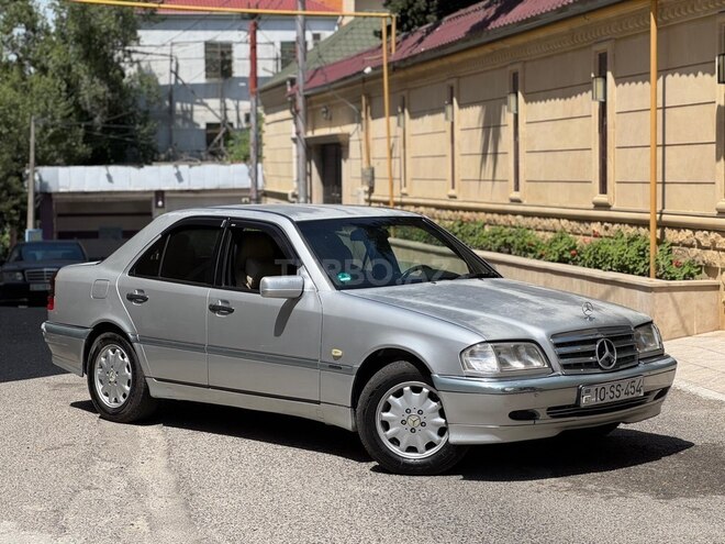 Mercedes C 240-7