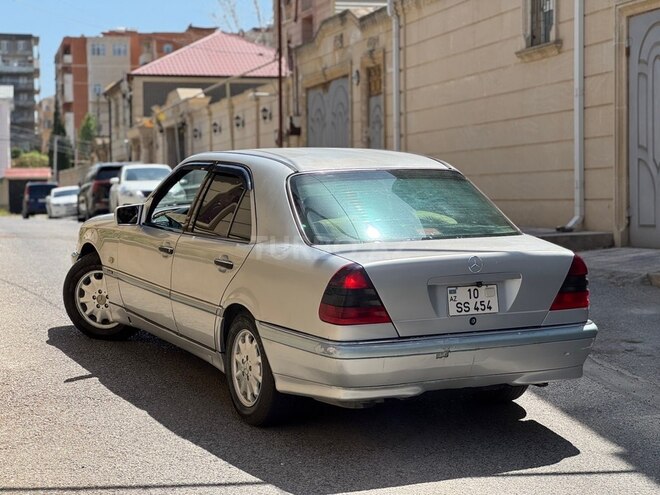 Mercedes C 240-9