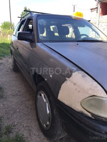 Opel Astra-4