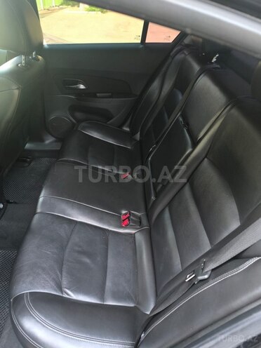 Chevrolet Cruze-7