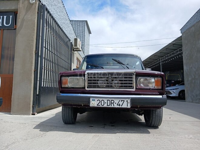 LADA (VAZ) 2107-1