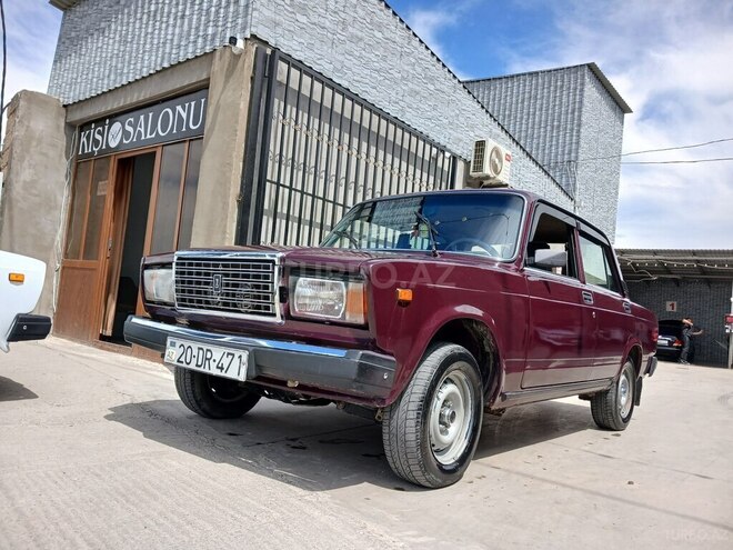 LADA (VAZ) 2107-2