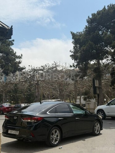 Hyundai Sonata-6