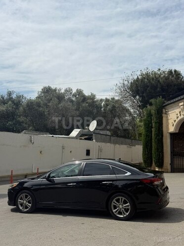 Hyundai Sonata-8