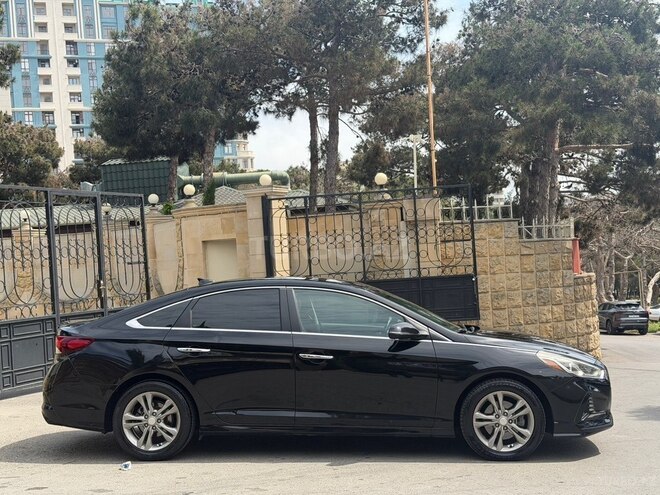 Hyundai Sonata-5