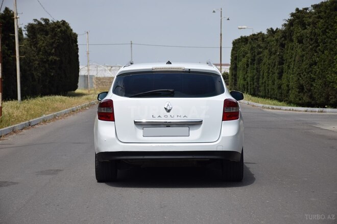Renault Laguna-2