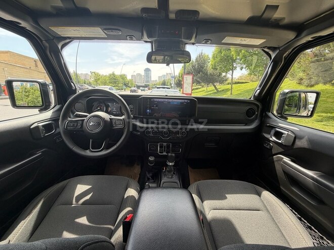 Jeep Wrangler-10