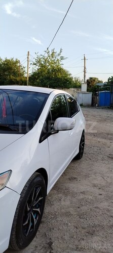 Honda Insight-2