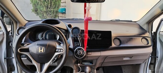 Honda Insight-10