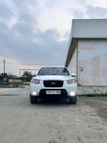 Hyundai Santa Fe-13