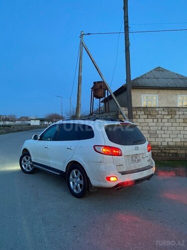 Hyundai Santa Fe-3