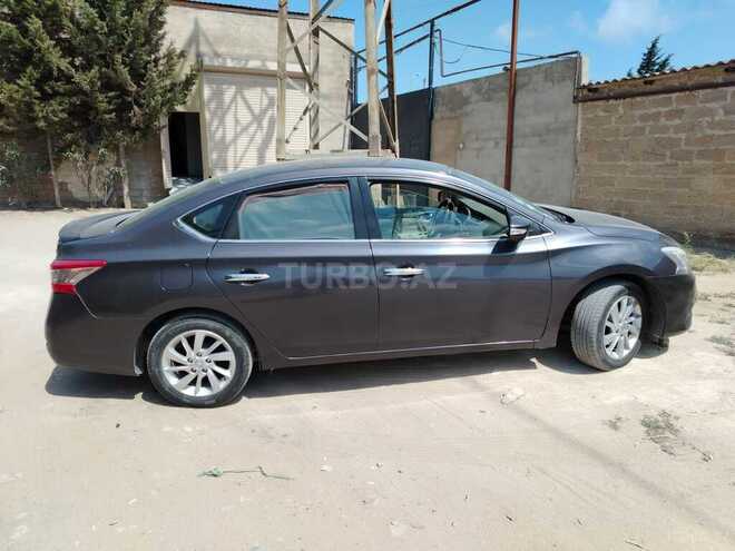 Nissan Sentra-3