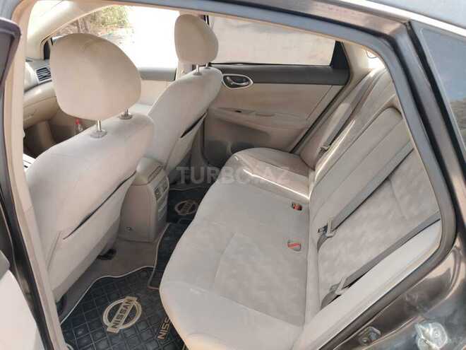 Nissan Sentra-6