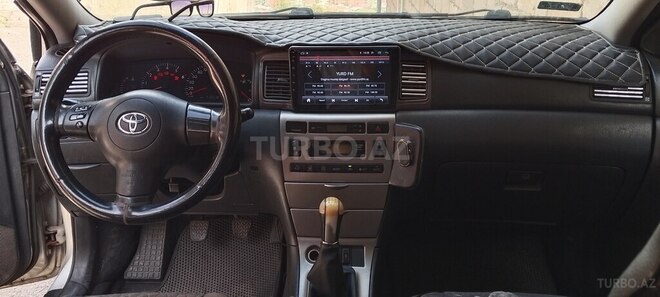 Toyota Corolla-10