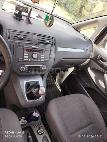 Ford Focus-8