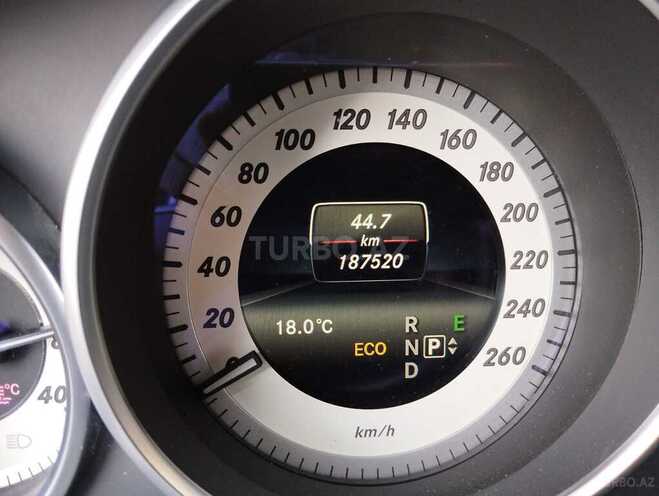 Mercedes E 220-6