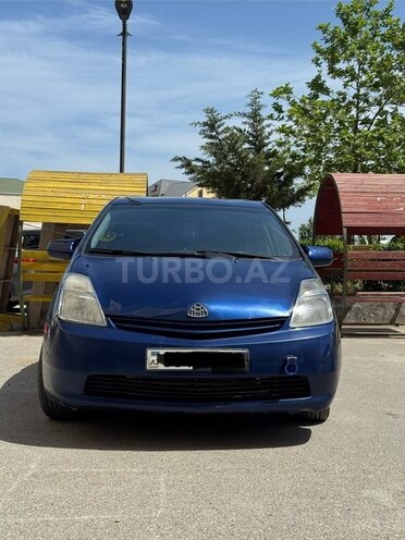 Toyota Prius-2