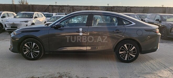 Changan Eado-7