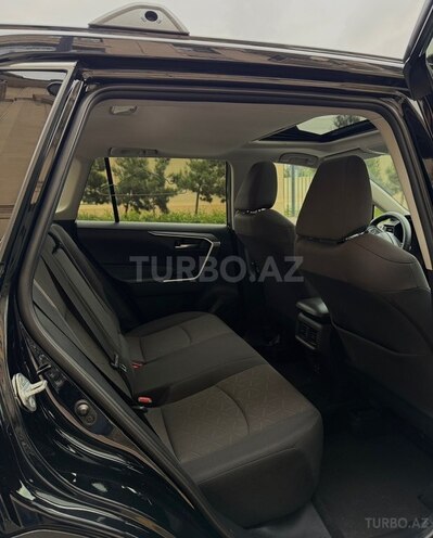 Toyota RAV4-5