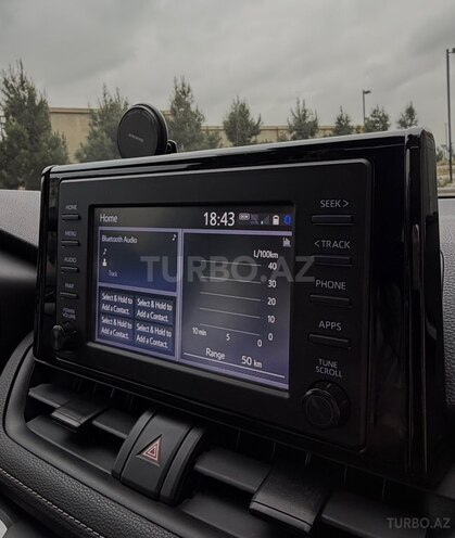 Toyota RAV4-10