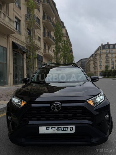 Toyota RAV4-20