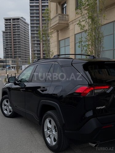 Toyota RAV4-19