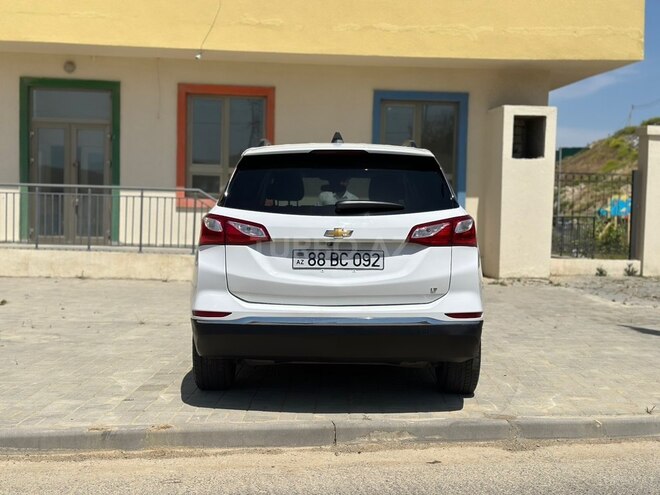 Chevrolet Equinox-5