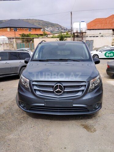 Mercedes Vito 121-1