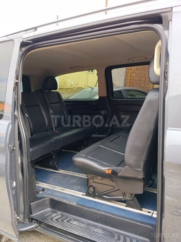 Mercedes Vito 121-8