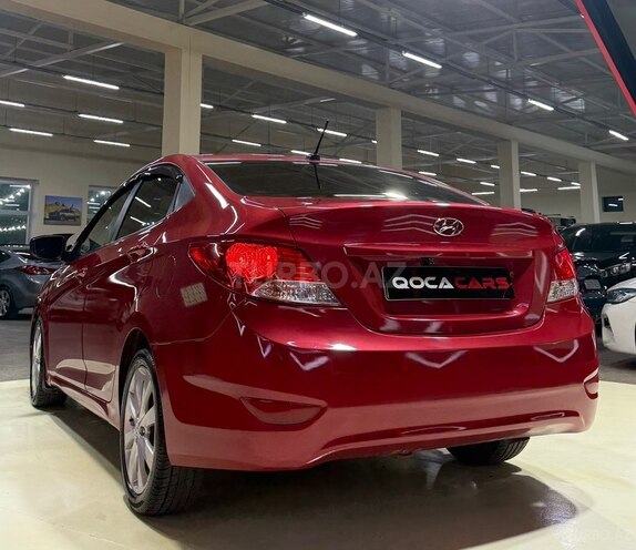 Hyundai Accent-9
