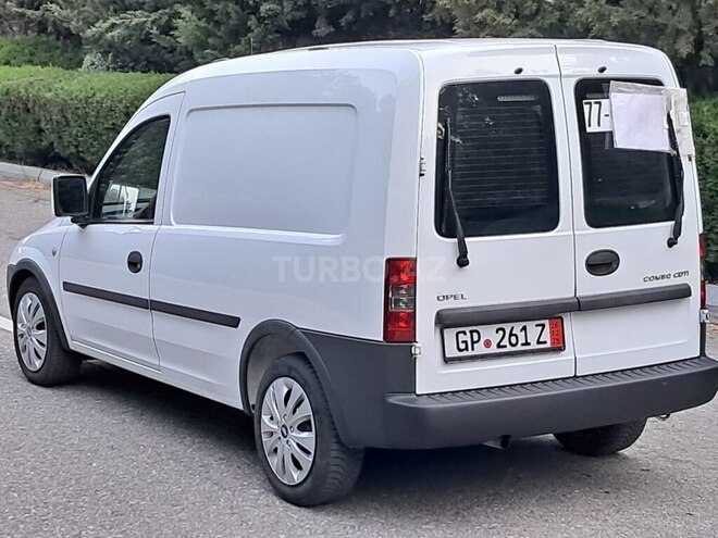 Opel Combo-6