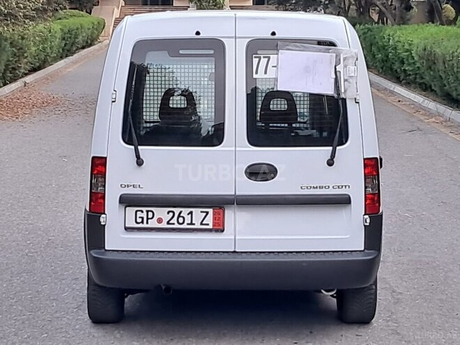 Opel Combo-4