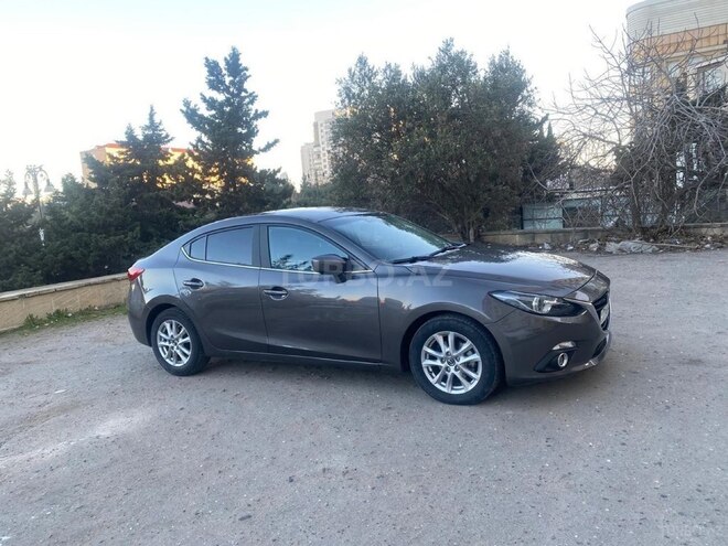 Mazda 3-2