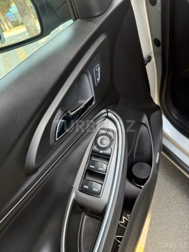 Chevrolet Malibu-17