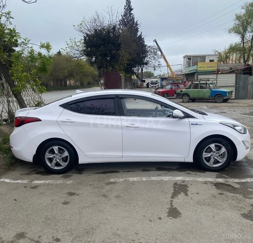 Hyundai Avante-4