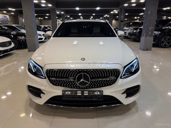 Mercedes E 300-1