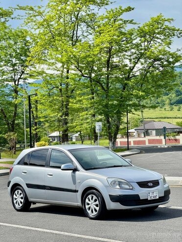 Kia Rio-6