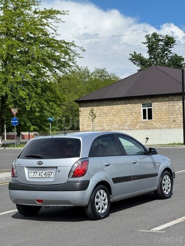 Kia Rio-8