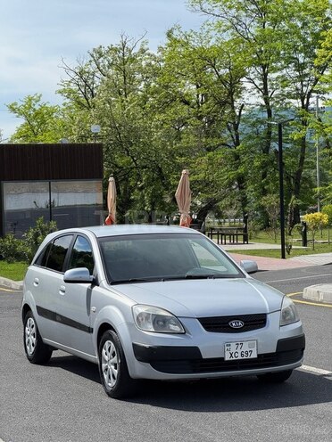 Kia Rio-11