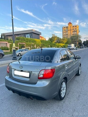 Kia Rio-3