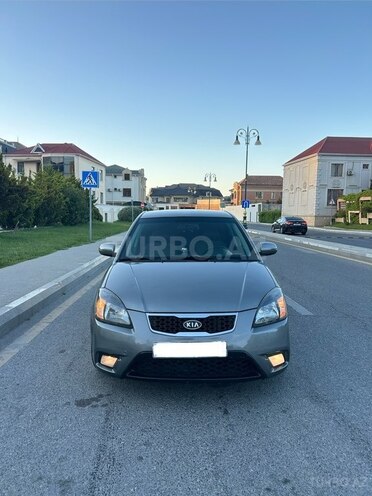 Kia Rio-8